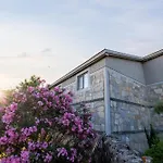 Surf Egitim Merkezi Hotel