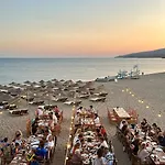 Surf Egitim Merkezi 3*