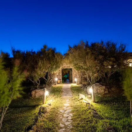 Hotel Surf Egitim Merkezi İmroz