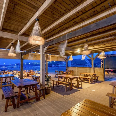 Hotel Surf Egitim Merkezi 3*