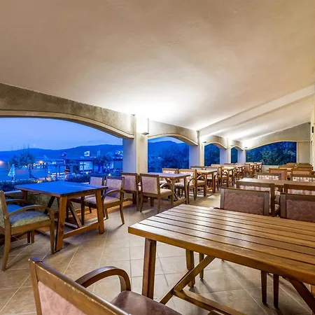 Surf Egitim Merkezi Hotel İmroz